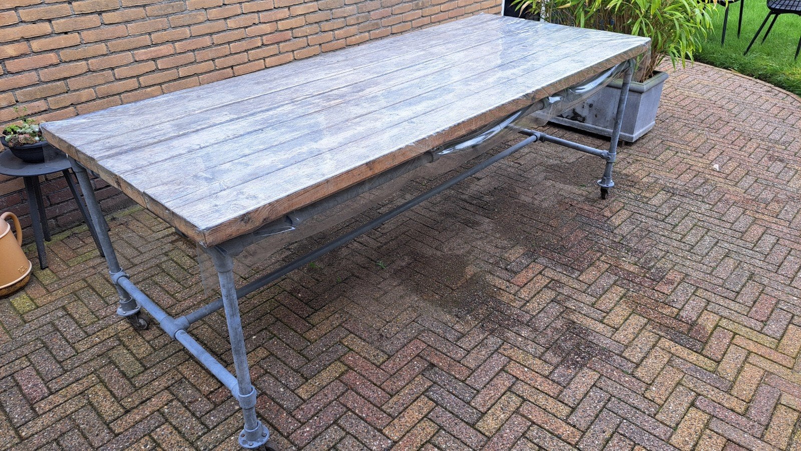 Stevige tuintafel., Ophalen, Gebruikt, Rechthoekig, Hout