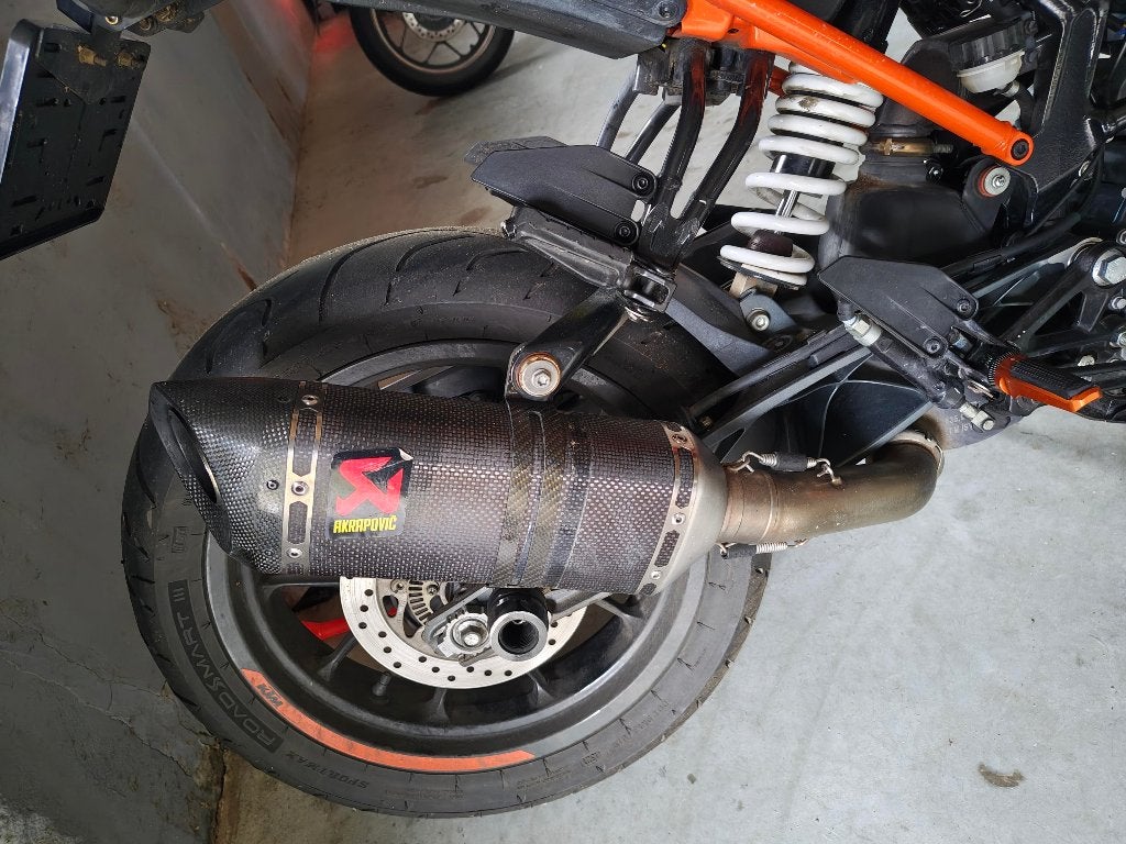 KTM 125 DUKE  - met Akrapovic uitlaat, Gebruikt, Particulier, 125 cc, 11 kW of minder