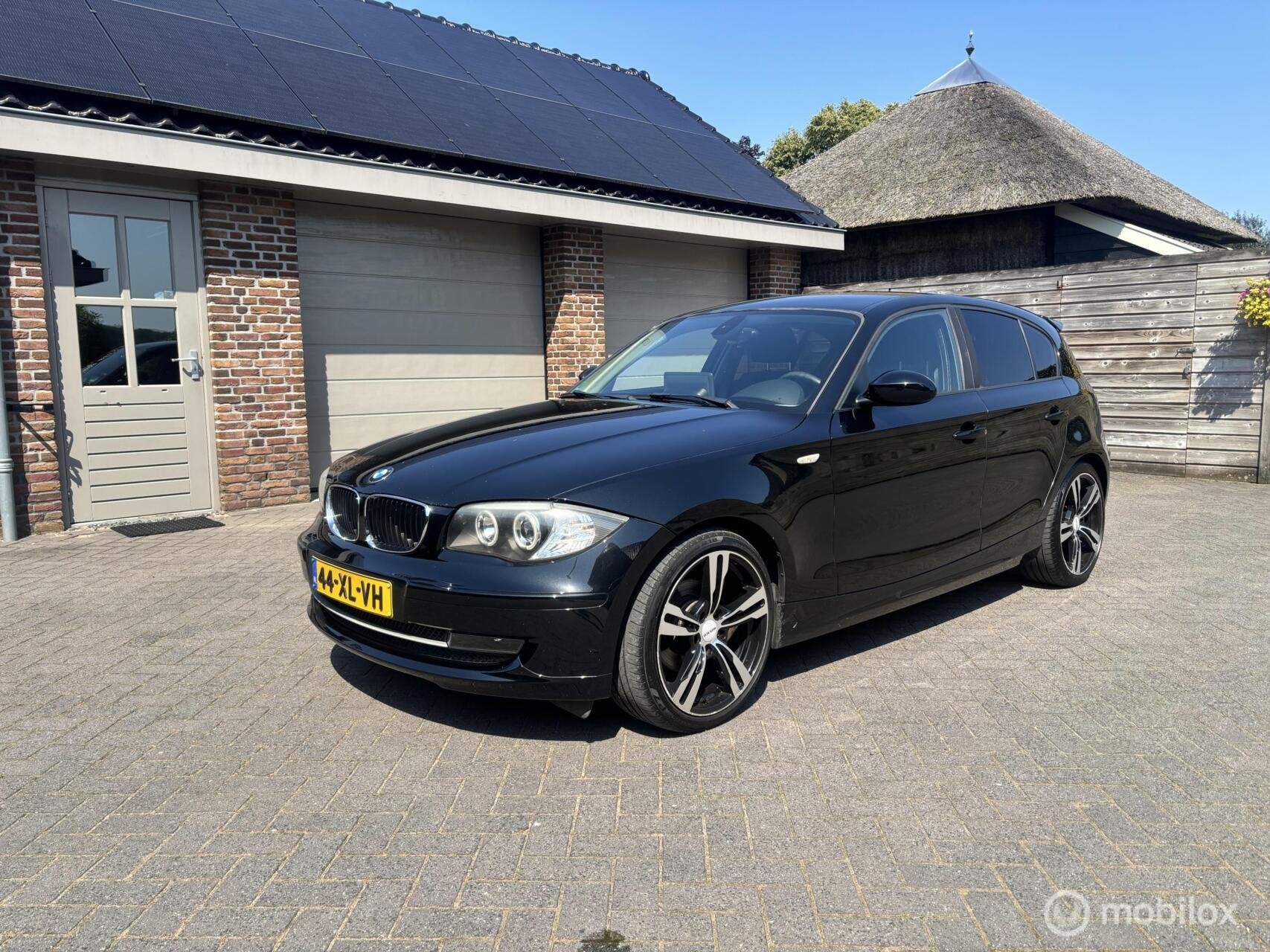 BMW 1-serie 118i Business Line Carplay motor defect, 1-Serie, Achterwielaandrijving, Zwart, Origineel Nederlands