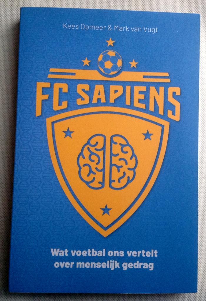 FC Sapiens Wat voetbal ons vertelt over menselijk gedrag, Verzenden, Zo goed als nieuw, Overige onderwerpen, Kees Opmeer Mark van Vugt