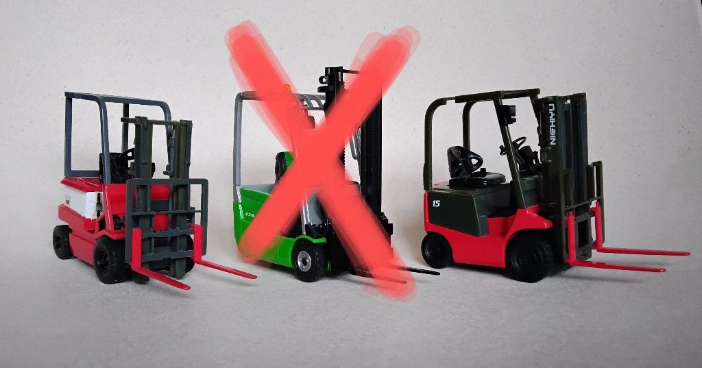 2x Heftruck 1/32 schaalmodel Nichiyu 15 Mitsubishi Japan, Ophalen of Verzenden, Gebruikt, Tractor of Landbouw, Overige merken