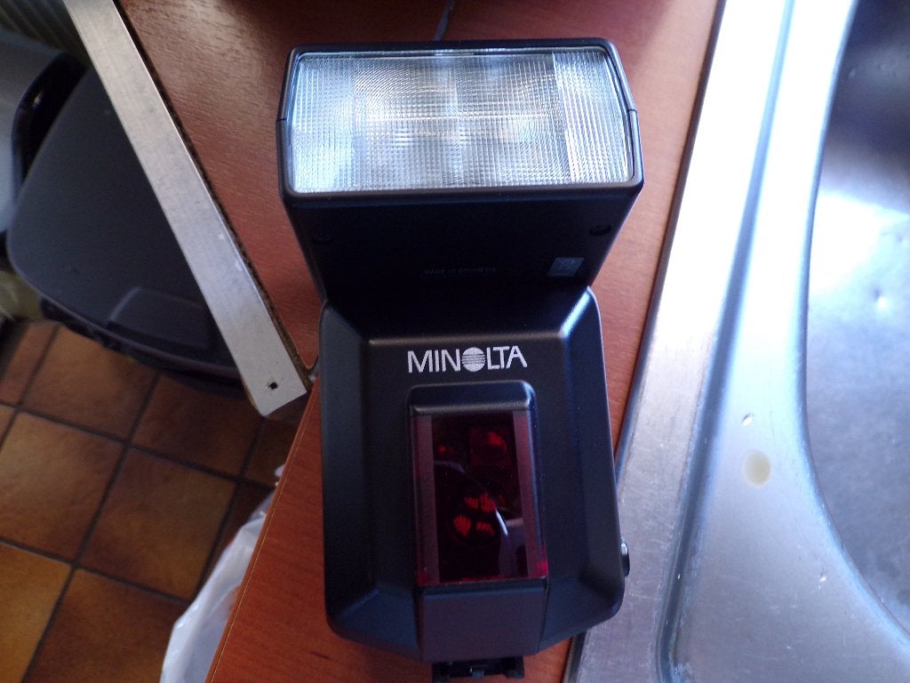 Minolta 3600 HS program flash flitser, Ophalen of Verzenden, Zo goed als nieuw, Overige merken, Kantelbaar