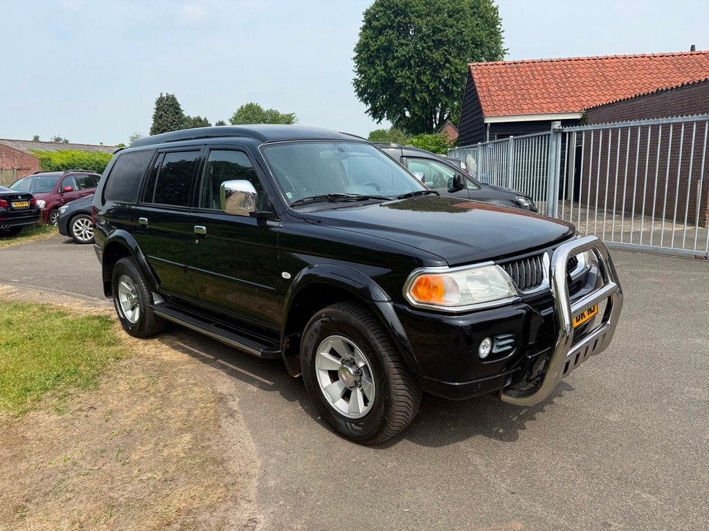 Mitsubishi Pajero Sport 3.0 V6 GLS Panel Van AUTOMAAT G3 OND, Automaat, Gebruikt, Zwart, 2800 kg