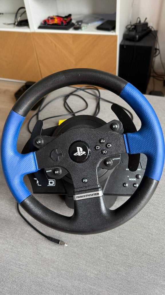 Thrustmaster T150 + Logitech G25 Pedals + Shifter Parts, Racestuur, Gebruikt, Force feedback, Ophalen of Verzenden