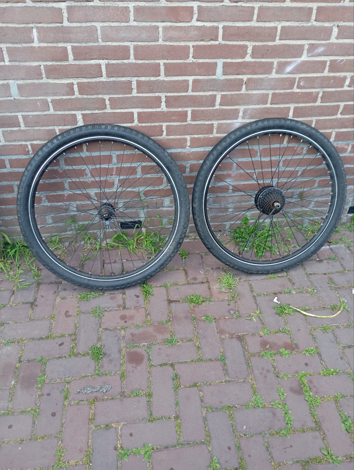 Elektrische fietswielen met motor en banden, Gebruikt, Onbekend, Ophalen of Verzenden, Rubber