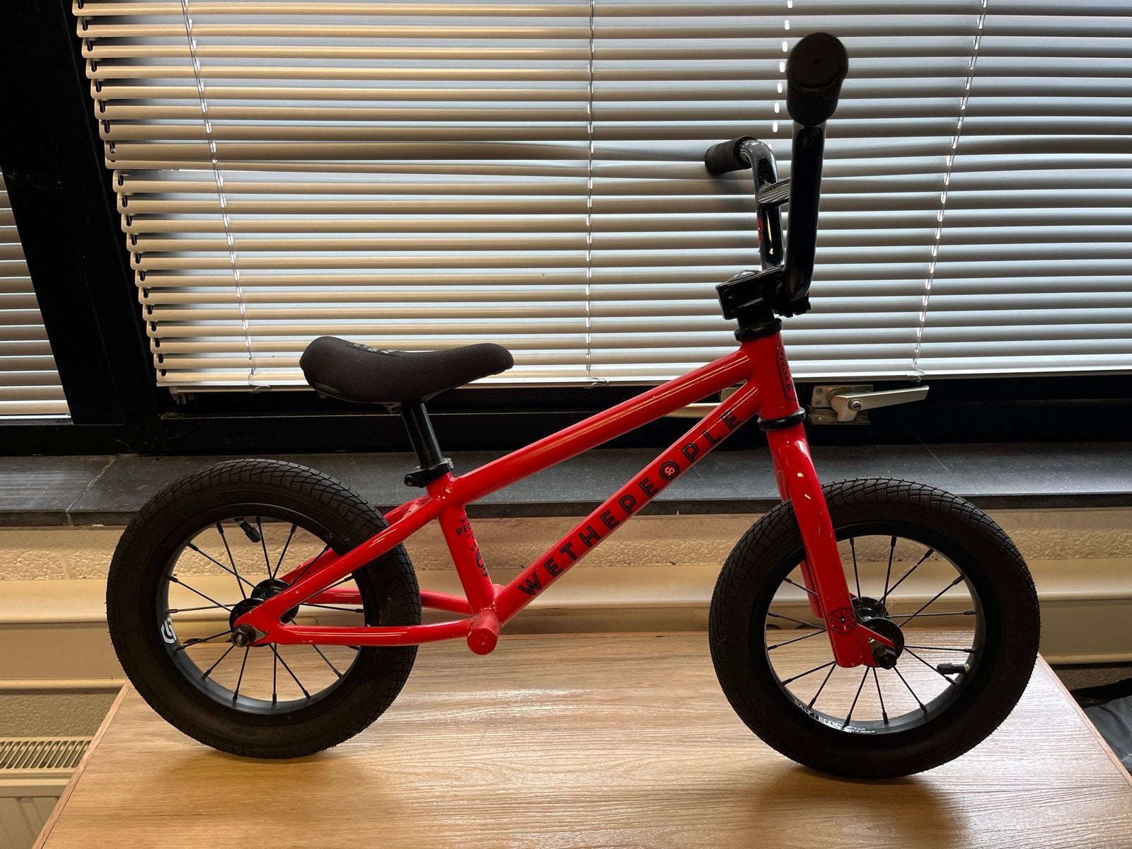We The People WTP Wethepeople prime Loopfiets 12 inch - Rood, Ophalen of Verzenden, Zo goed als nieuw, Minder dan 16 inch