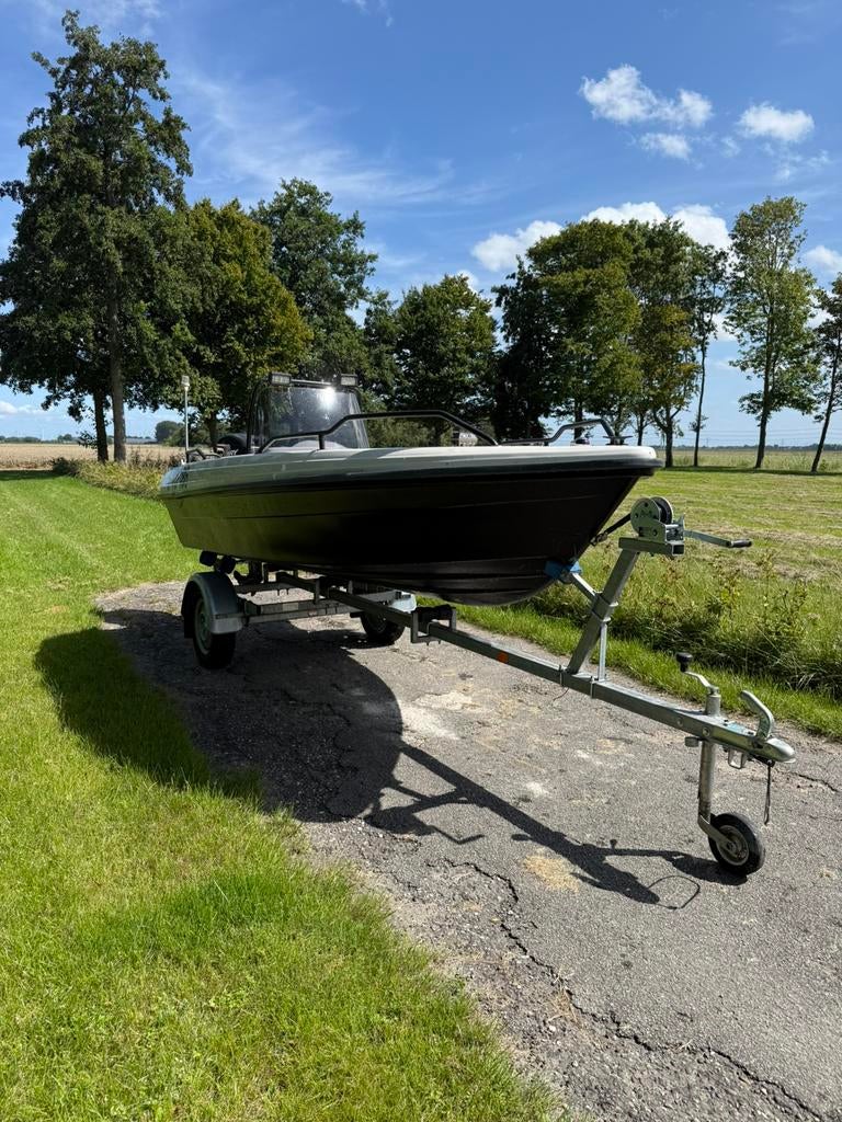 Terhi motorboot 25pk inclusief trailer, Ophalen, Zo goed als nieuw