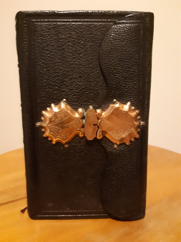 bijbel met gouden slotje, Ophalen of Verzenden, Diverse auteurs