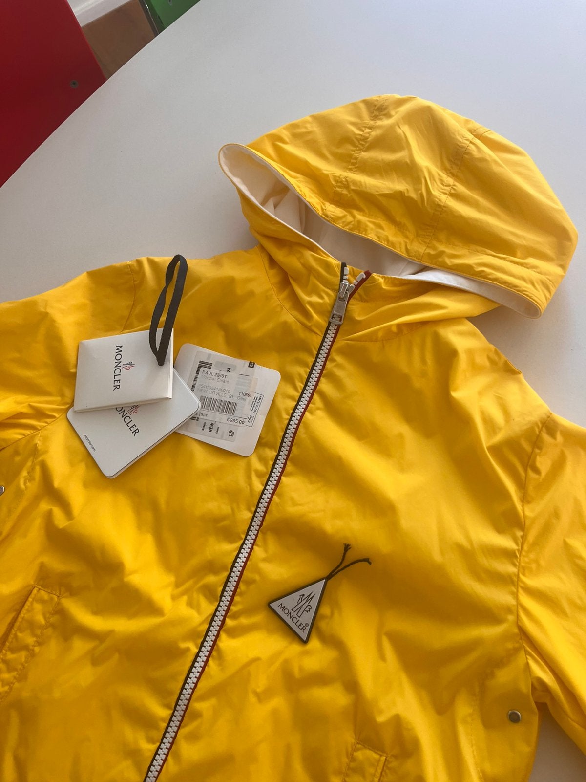 Moncler originele jas - Geel, Ophalen of Verzenden, Nieuw, Jongen, Jas