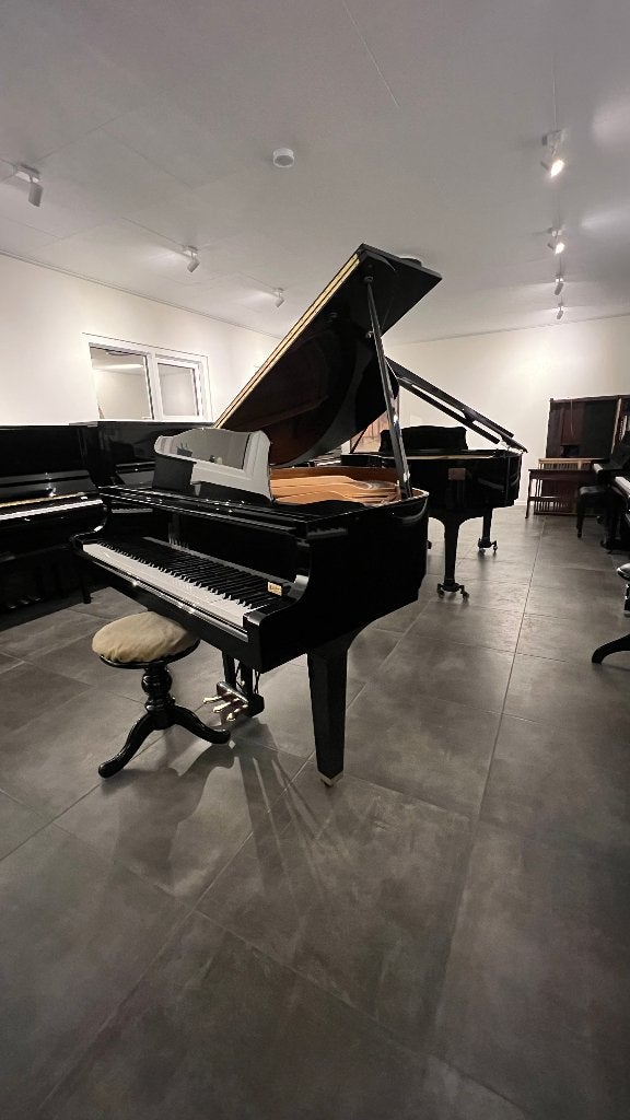 Kleine Yamaha vleugel GP1, Muziek en Instrumenten, Zwart, Ophalen of Verzenden, Zo goed als nieuw, Hoogglans