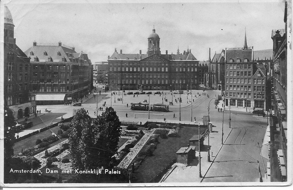 Amsterdam, Dam met Koninklijk Paleis - Oude Ansichtkaart, Ophalen of Verzenden, 1940 tot 1960, Gelopen, Noord-Holland