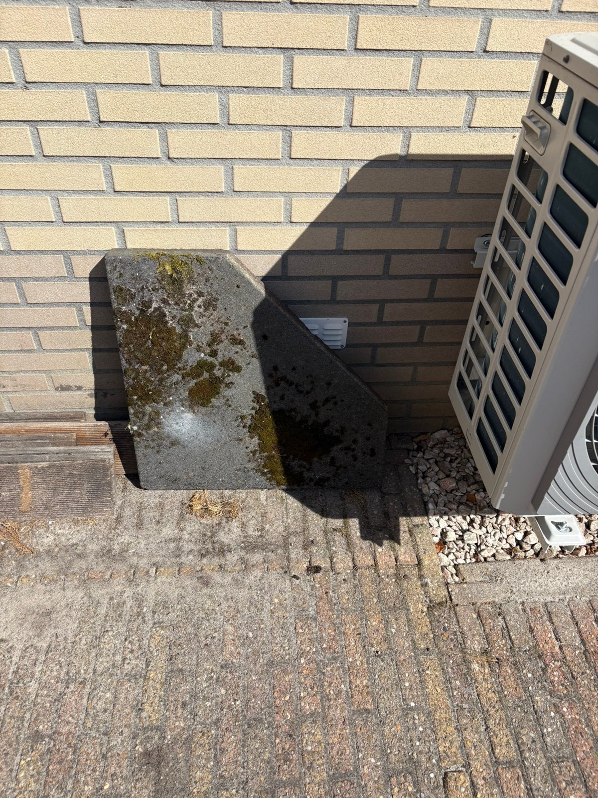 Tegel met hoek, Dieren en Toebehoren, Ophalen, Zo goed als nieuw, Minder dan 65 cm