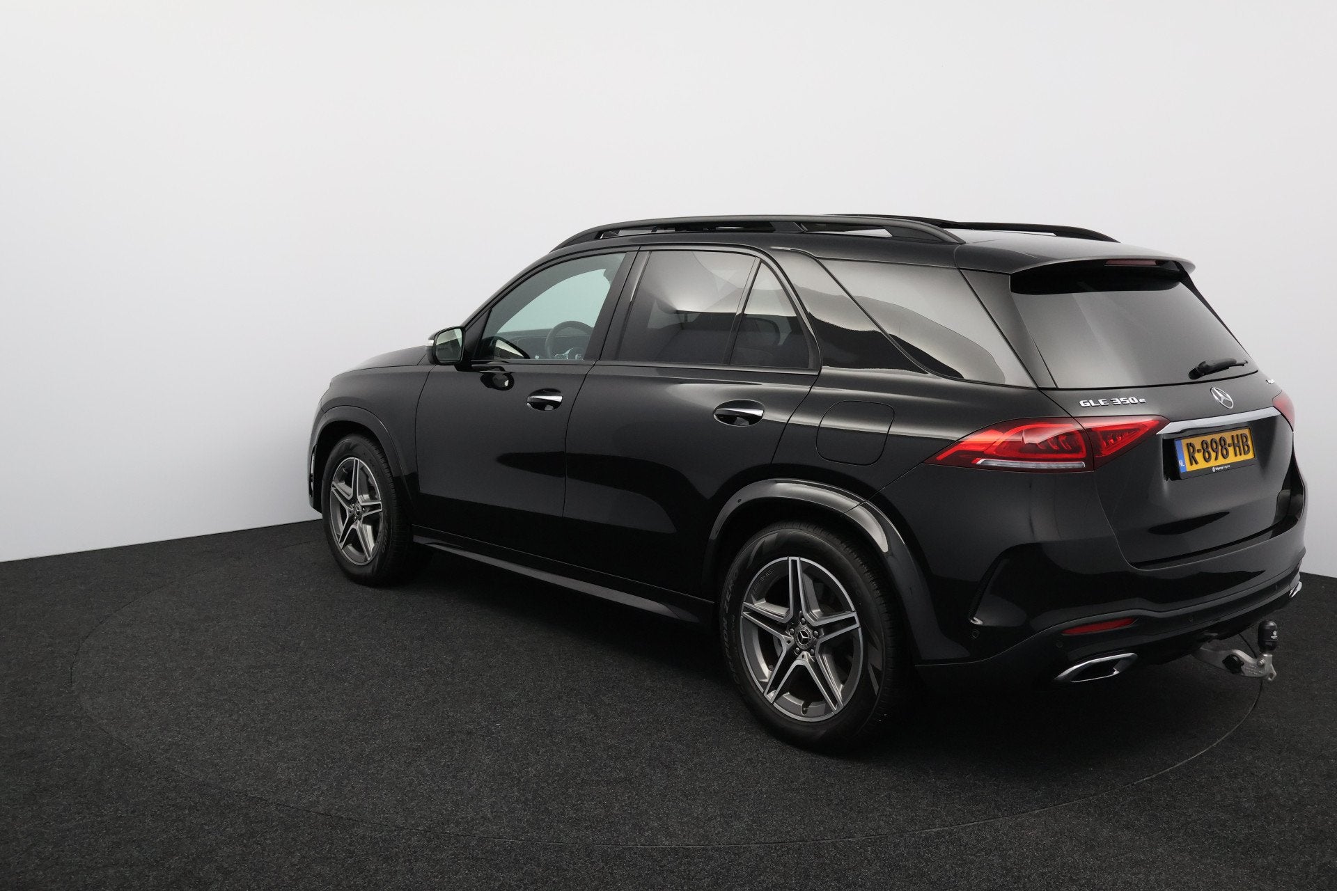 Mercedes-Benz GLE 350 e 4MATIC Premium Plus AMG/ Night Pakke, Auto's, Automaat, 4 cilinders, GLE, Zwart