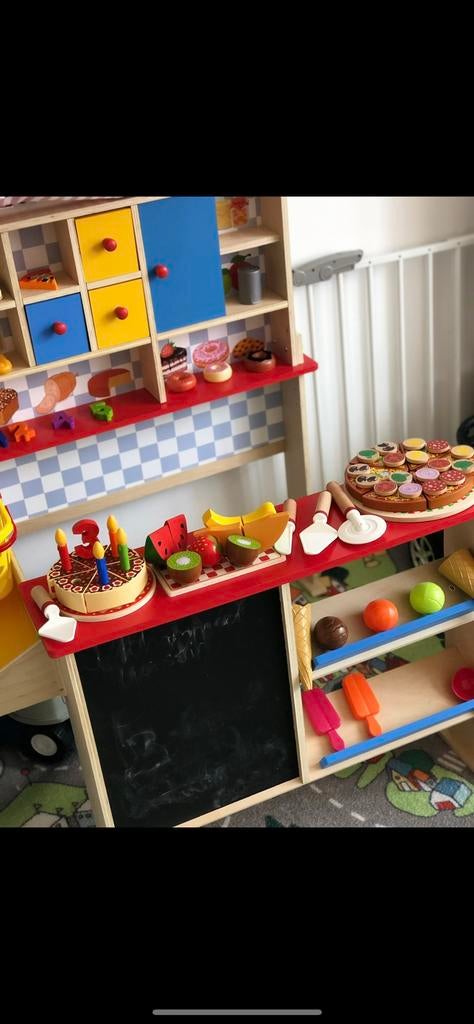 Houten speelwinkel inclusief accessoires, Ophalen, Zo goed als nieuw