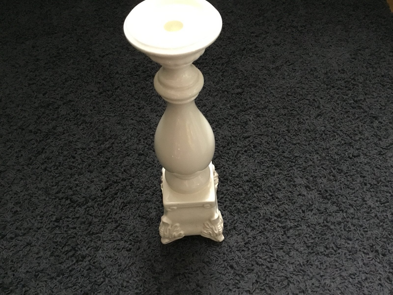 Witte klassieke kandelaar, Huis en Inrichting, Wit, Ophalen of Verzenden, Zo goed als nieuw, Steen/keramiek