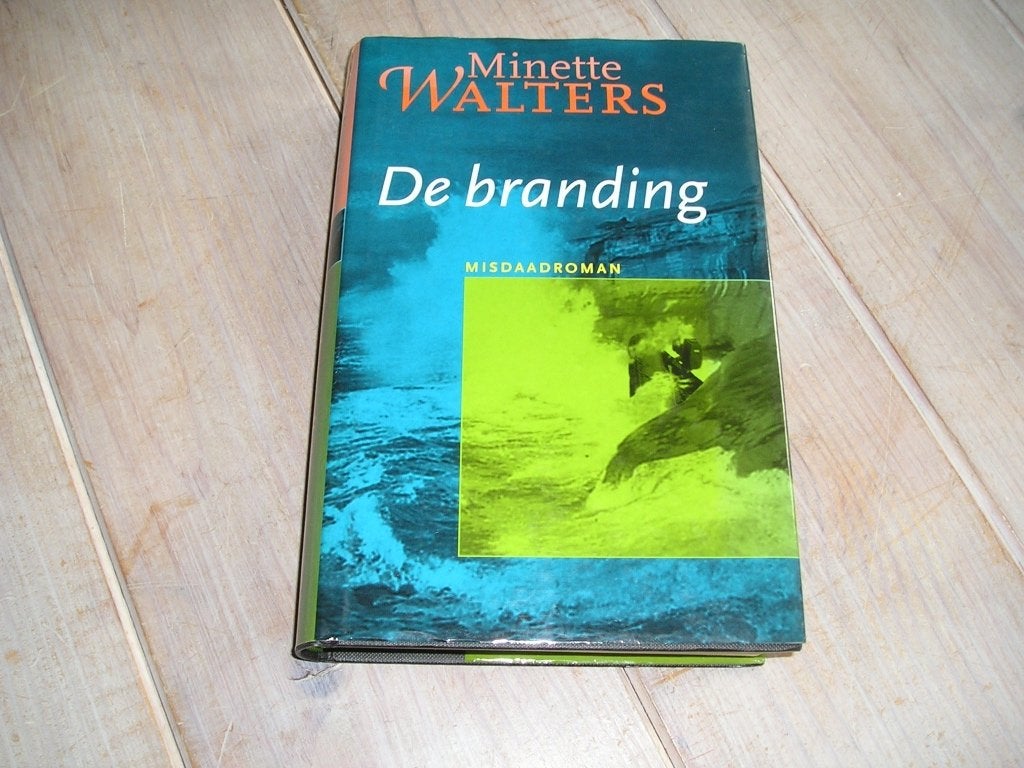 Minette Walters - De branding, Boeken, Ophalen of Verzenden, Gelezen, Minette Walters