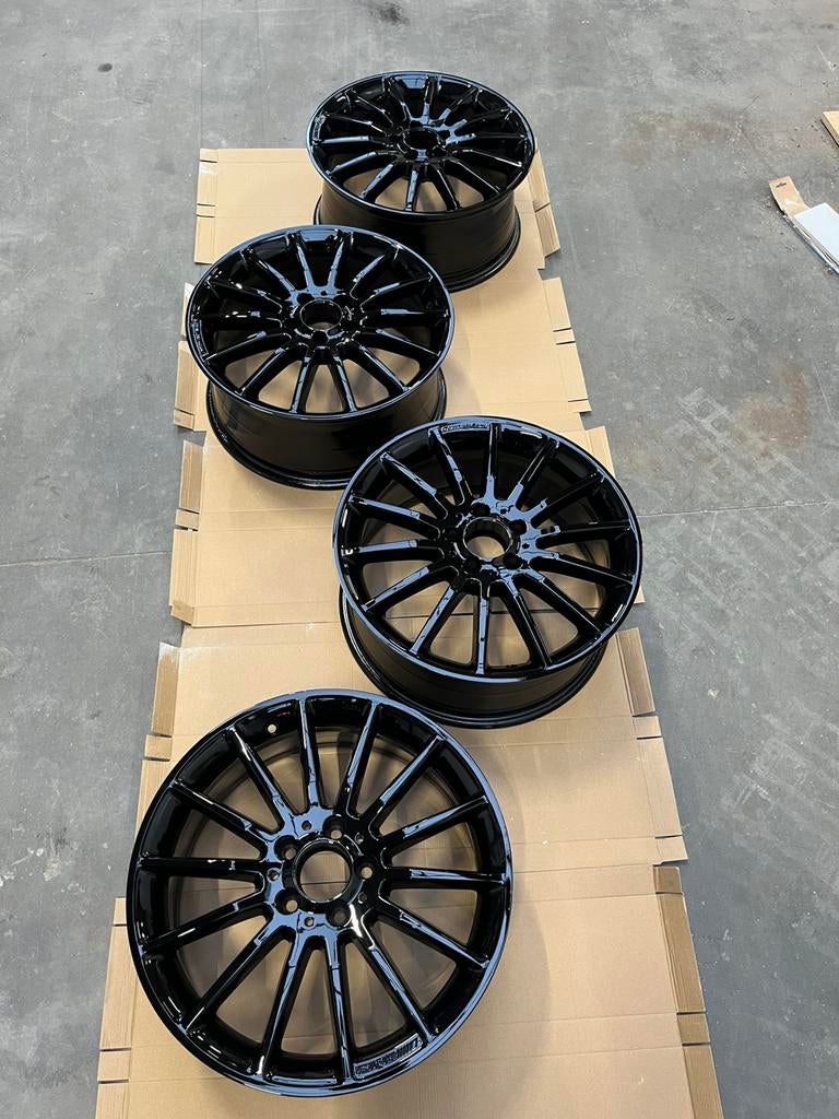 Originele Mercedes AMG velgen 18 inch A / B / CLA, Ophalen, 18 inch, Velg(en), Personenwagen