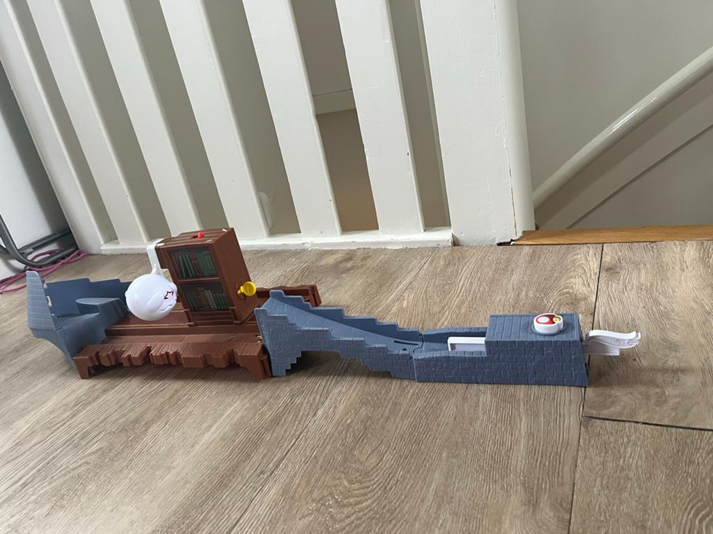 Hotwheels Mario Racebaan met spookjes en afschietfunctie, Kinderen en Baby's, Speelgoed | Racebanen, Ophalen, Opwindmechanisme
