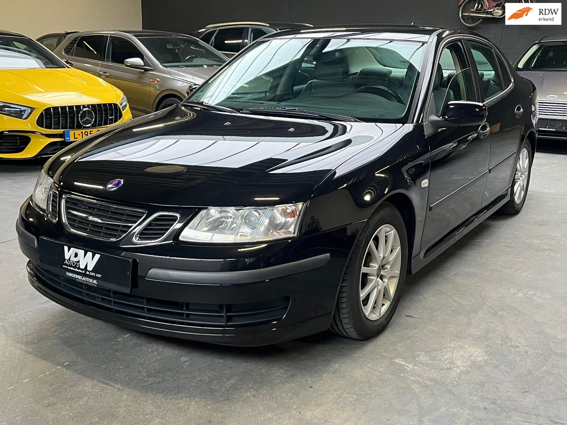 Saab 9-3 Sport Sedan 1.8t Solid ATOMAAT 1 eigenaar 117 DK ca, Auto's, Gebruikt, 4 cilinders, 150 pk, Zwart