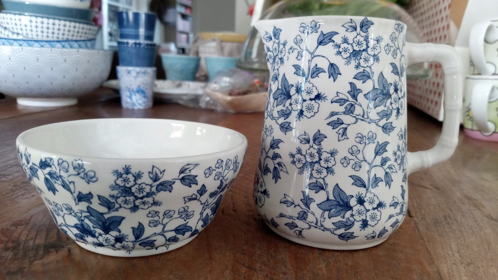 servies roomstel blauwe bloemetjes England May Blossom, Ophalen of Verzenden, Porselein, Overige stijlen