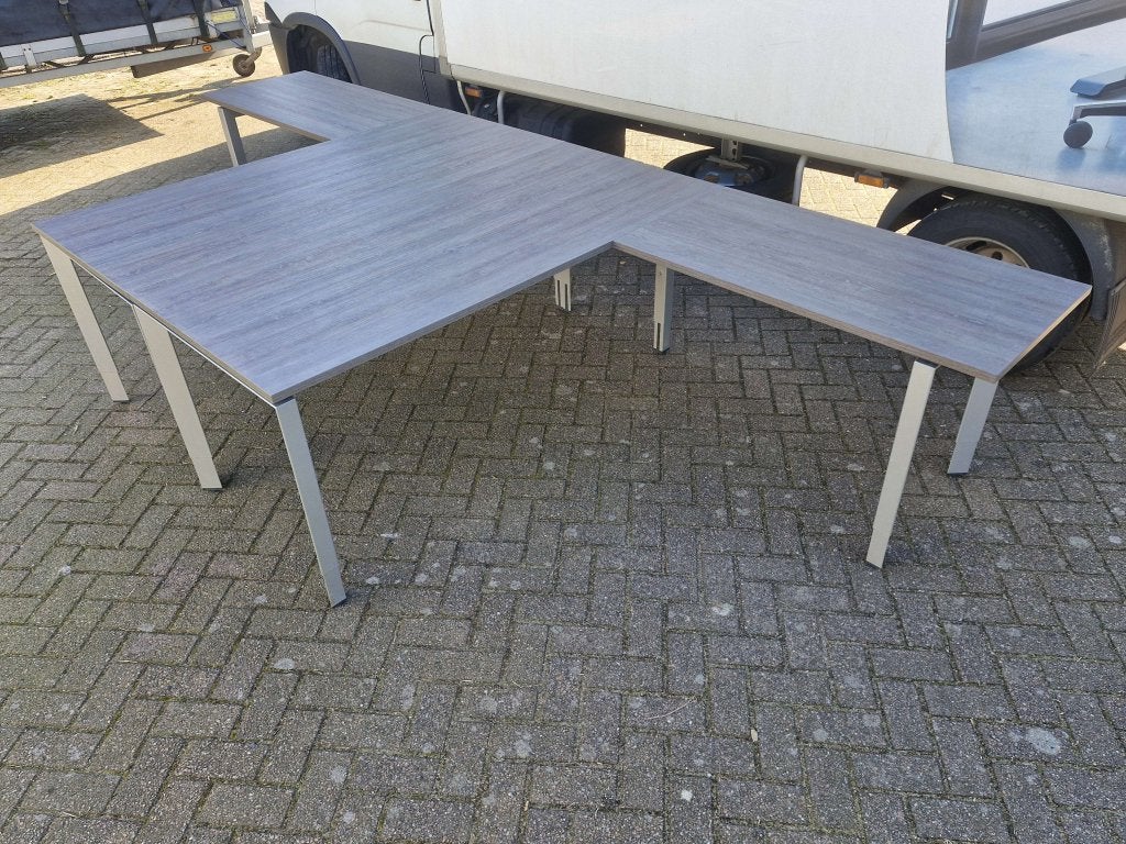 Steelcase hoekbureau 180x200 met nieuw blad naar keuze, Huis en Inrichting, Bureaus, Hoekbureau, In hoogte verstelbaar, Ophalen of Verzenden