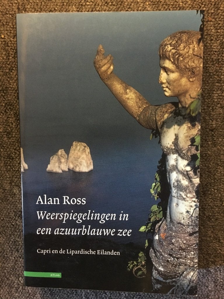 Weerspiegelingen in een azuurblauwe zee ; Alan Ross #Italie, Ophalen of Verzenden, Zo goed als nieuw, Alan Ross, Europa