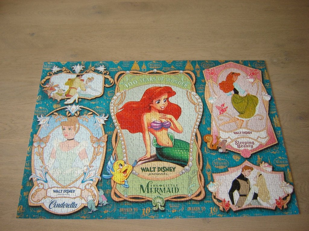 Puzzel DISNEY FIGUREN 1100 st., Ophalen of Verzenden, 500 t/m 1500 stukjes, Zo goed als nieuw, Legpuzzel