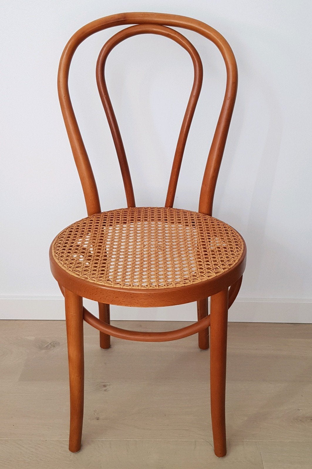 Vintage antieke Thonet stoel nr 18 webbing zitting, Huis en Inrichting, Ophalen, Bruin, Vintage, Zo goed als nieuw