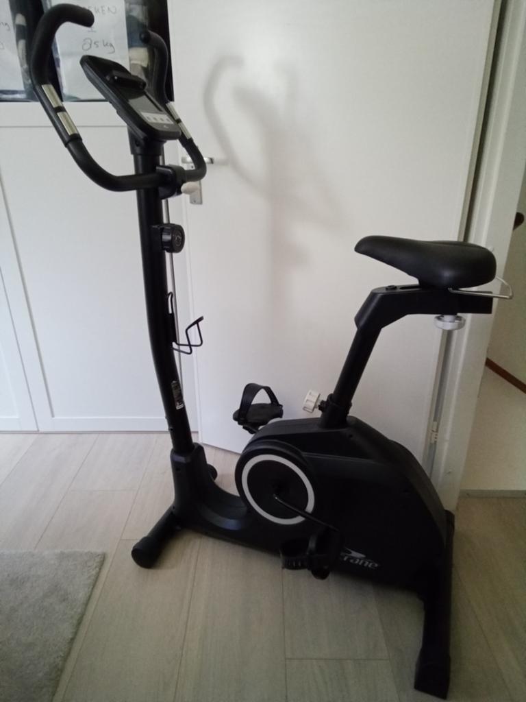 Hometrainer, Ophalen, Zo goed als nieuw, Hometrainer