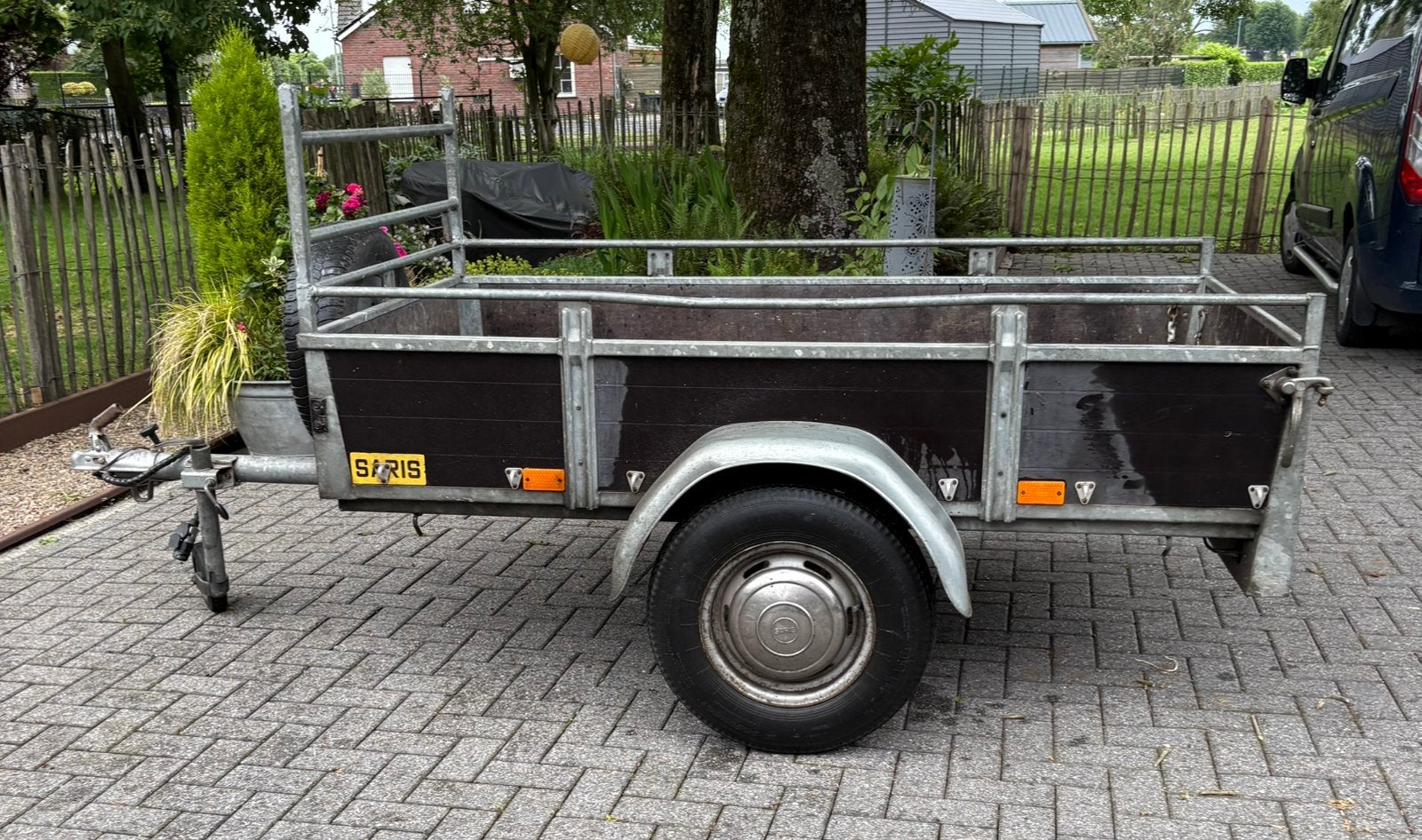 Zeer nette aanhanger, Ophalen, Zo goed als nieuw