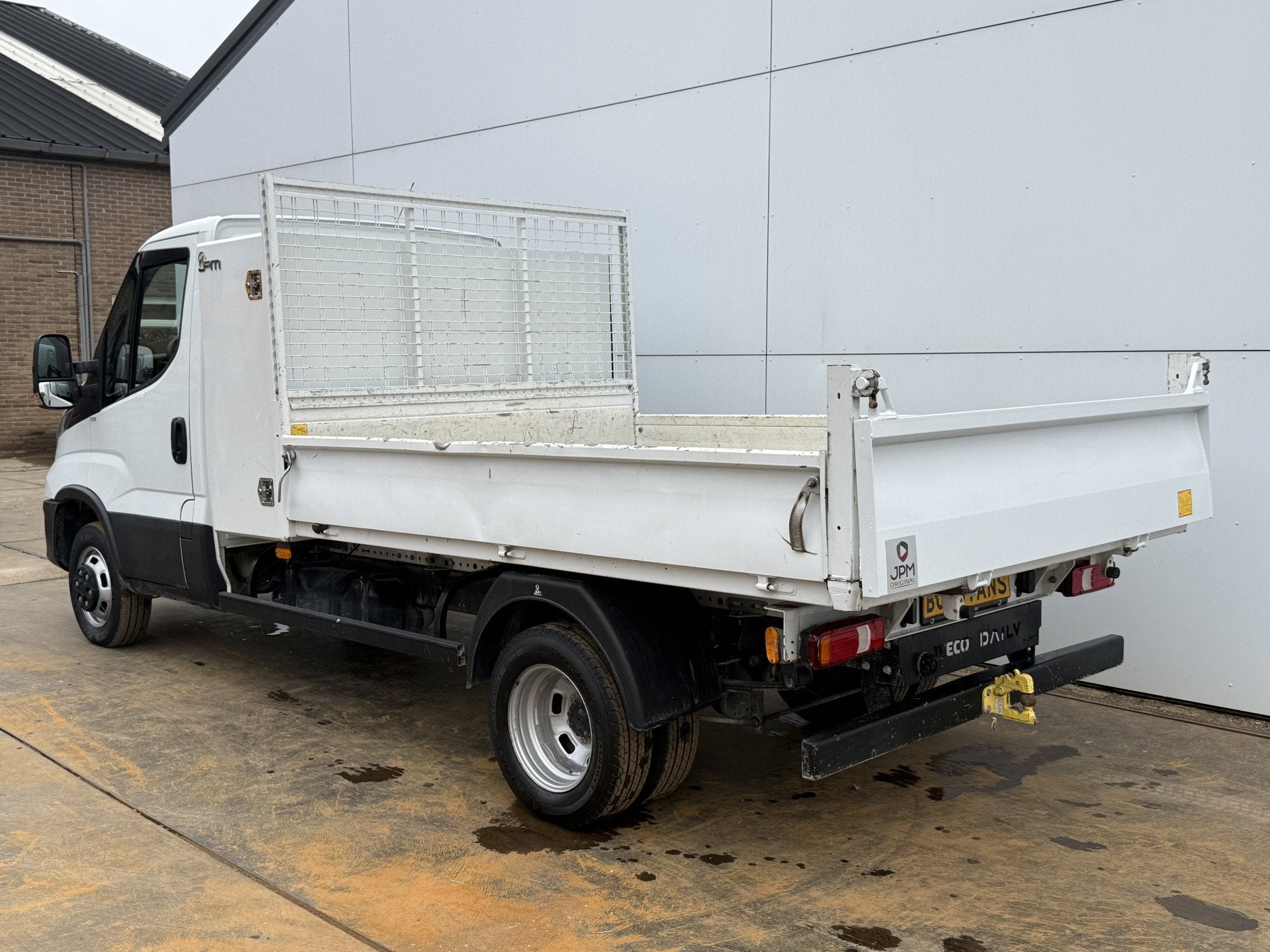 Iveco Daily 35C16 3.0 L4 Kipper Dubbellucht Airco Cruise Con, Achterwielaandrijving, Gebruikt, Zwart, 4 cilinders
