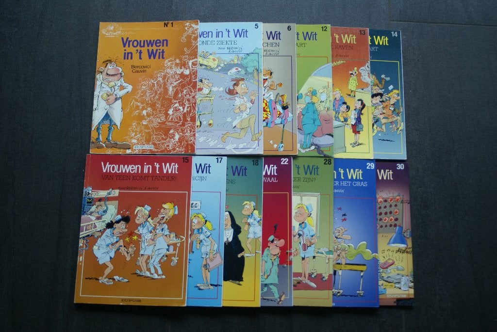 VROUWEN IN `T WIT.... (diverse nummers), Boeken, Meerdere stripboeken, Ophalen of Verzenden, Zo goed als nieuw
