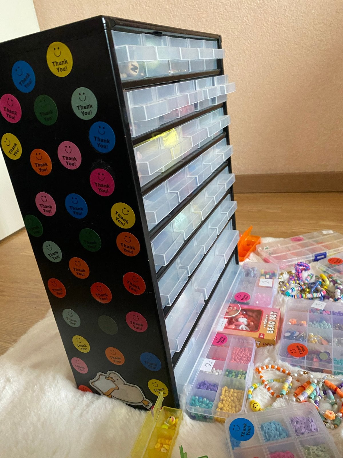 Kralenkast met armbandjes, oorbellen, kettingen en meer!, Ophalen of Verzenden, Zo goed als nieuw, Overige typen