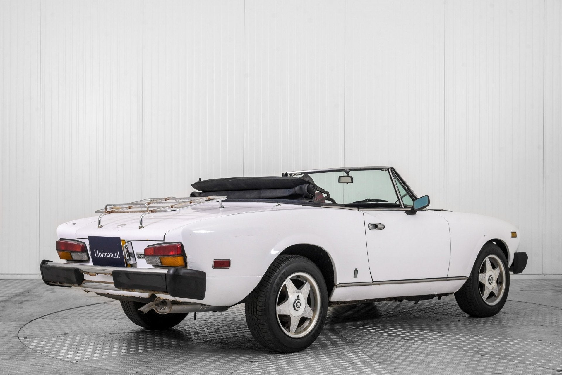 Fiat 124 2000 Sport Spider (bj 1979), Achterwielaandrijving, Gebruikt, 4 cilinders, Cabriolet