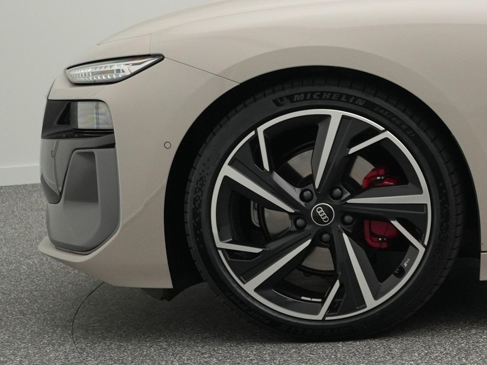 Foto 16 van Audi A6 Avant e-tron S edition 83 kWh 286pk | Luchtvering |