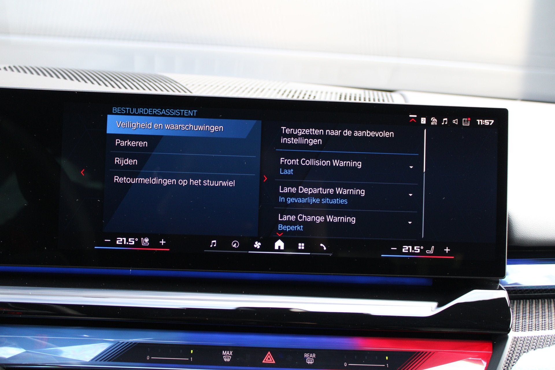 Foto 42 van BMW 5 Serie Touring M5 | KERAMISCH | BTW | M-DRIVE PROFESSIO