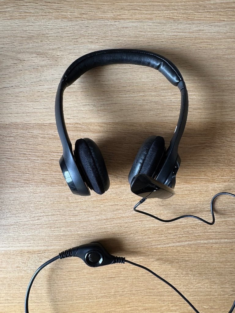 Koptelefoon Poly Blackwire 3220 met USB aansluiting, Overige merken, Nieuw, On-ear, Ophalen of Verzenden