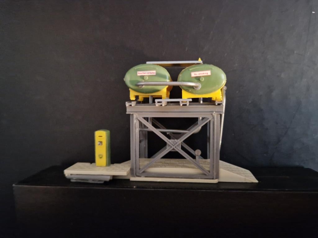 Faller modelbouw opslagtank met pomp, Overige merken, Gebruikt, Gelijkstroom of Wisselstroom, Brug, Tunnel of Gebouw
