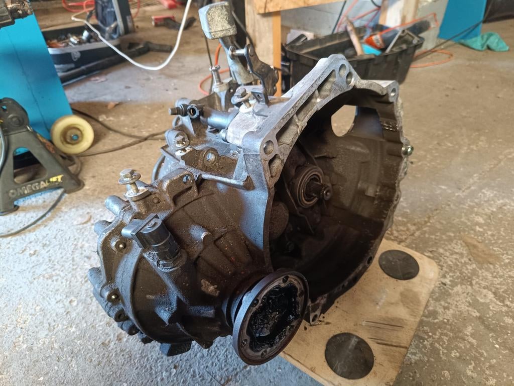 VAG 02J EGU Versnellingsbak Volkswagen Golf 4 2.0 Pacific, Ophalen, Gebruikt, Seat