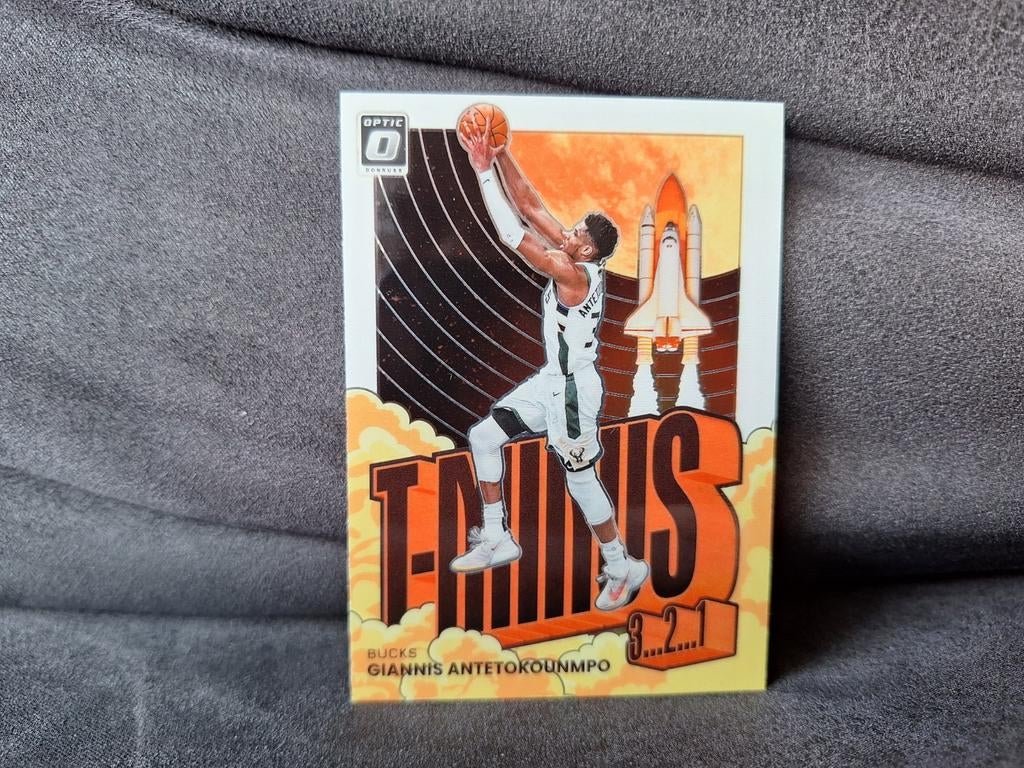 Giannis Antetokounmpo #3 2021 Panini Donruss Optic T Minus, Ophalen of Verzenden, Nieuw, Plaatje
