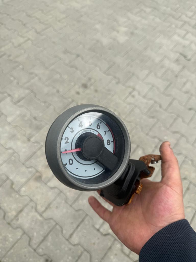 Toerenteller citroen c1 / peugeot 107, Auto-onderdelen, Dashboard en Schakelaars, Ophalen of Verzenden, Peugeot