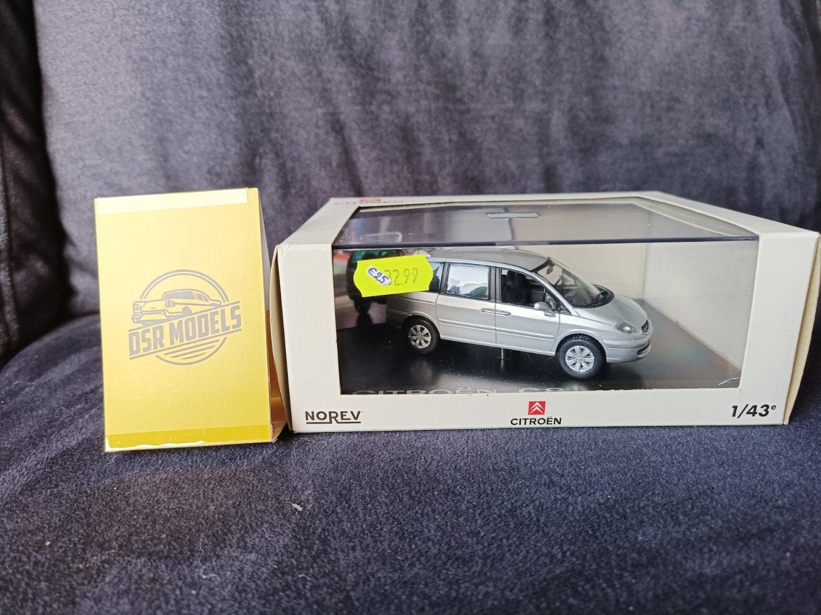 1:43 Citroen C8, S, Auto, R, Nieuw