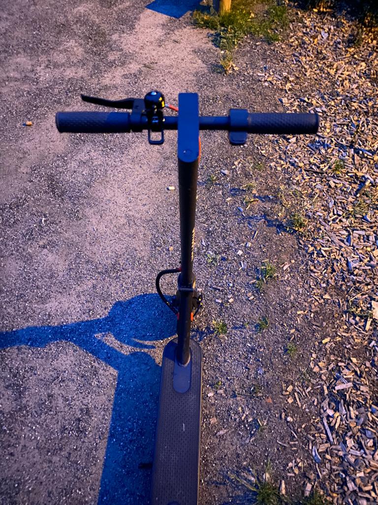Elektrische step, Fietsen en Brommers, Steps, Ophalen, Zo goed als nieuw, Elektrische step (E-scooter)