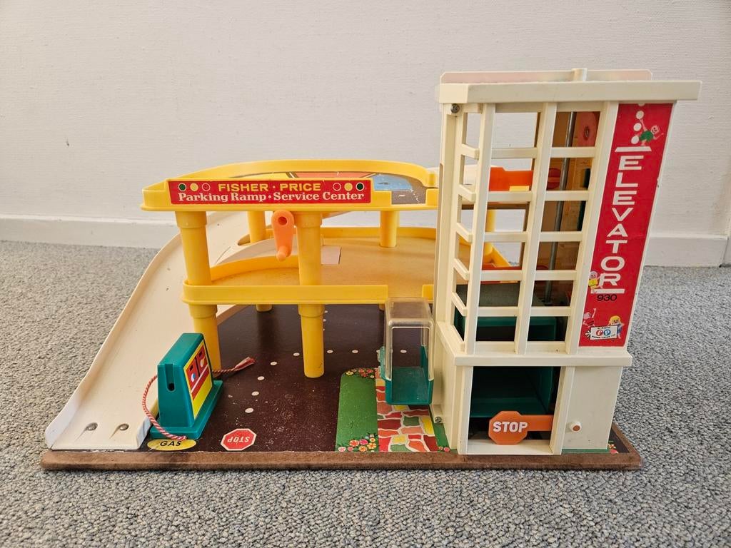 Vintage Fisher-Price garage, Ophalen of Verzenden, Gebruikt, Speelset