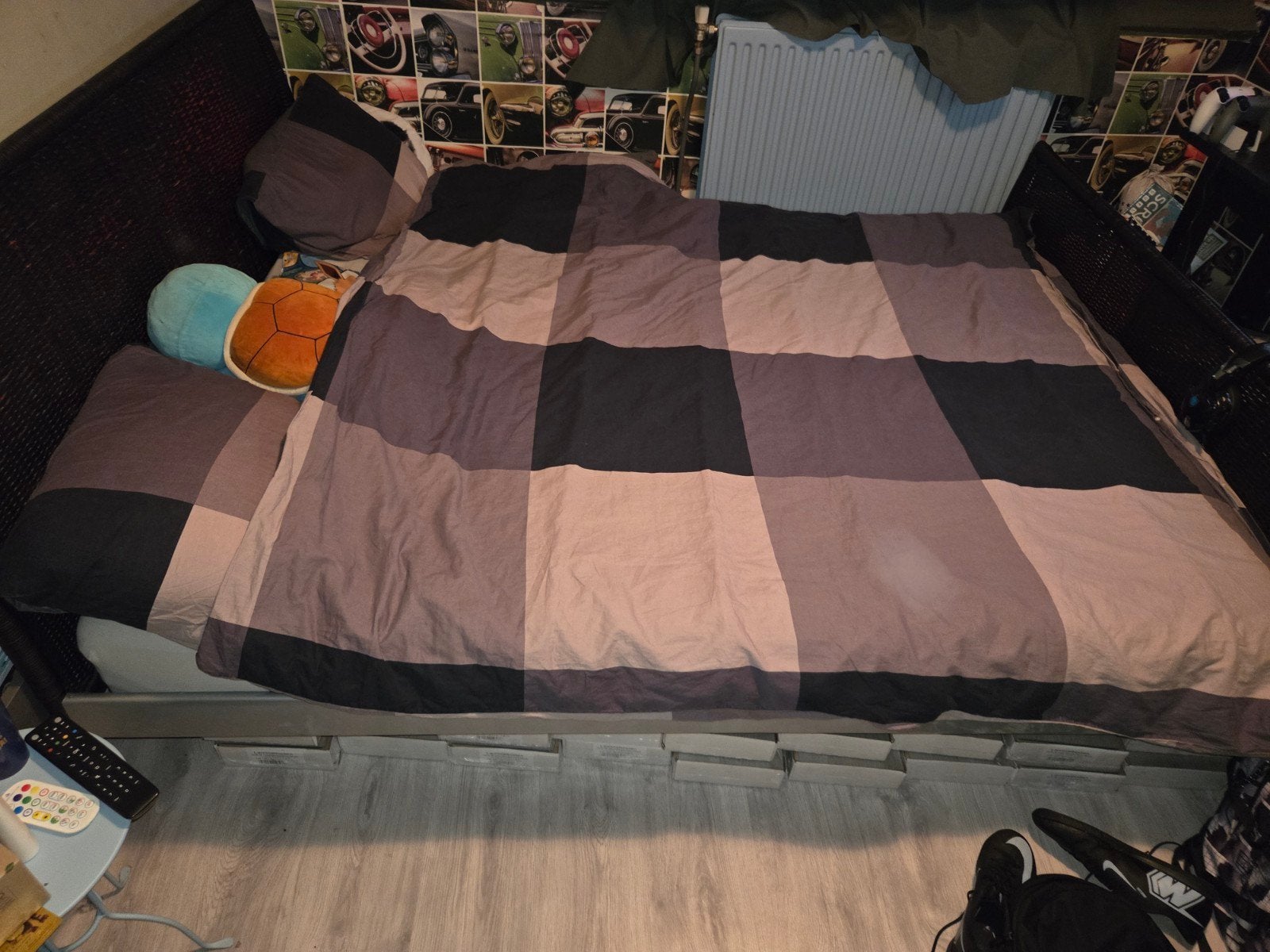 GRATIS 2 persoonsbed met matras, Huis en Inrichting, Slaapkamer | Bedden, Ophalen, Gebruikt, Zwart, Tweepersoons