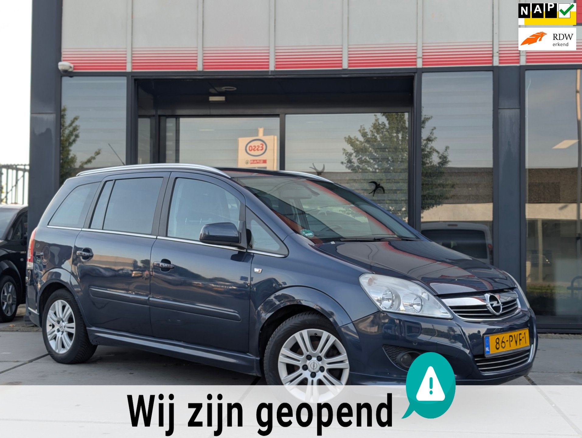 Opel Zafira 1.8 Cosmo - Clima - Cruise - Stoelverwarming -, Auto's, Opel, Euro 5, Stof, Gebruikt, Zwart