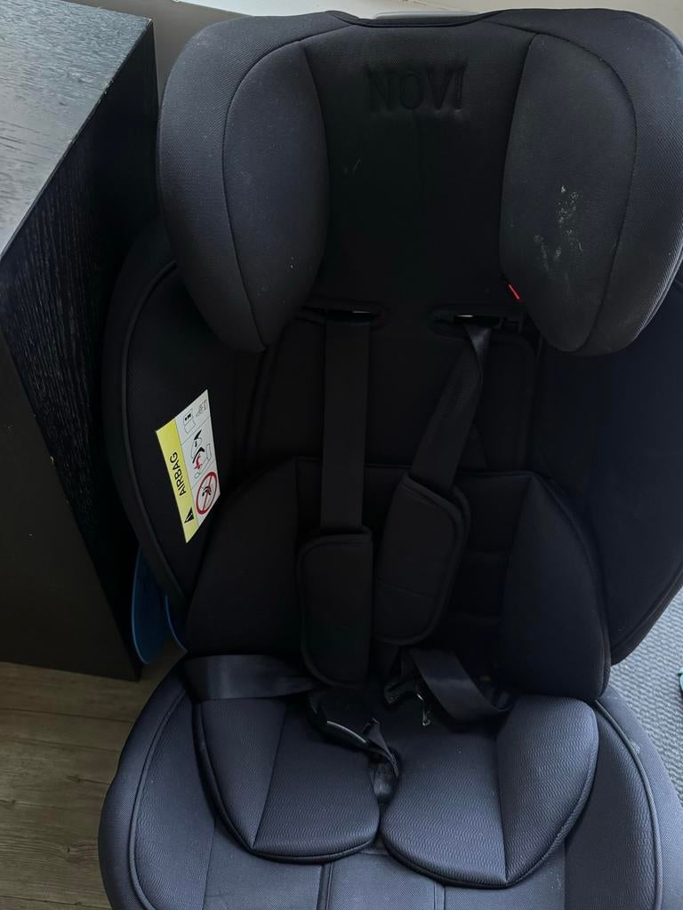Autostoel Novi met Isofix, Kinderen en Baby's, Autostoeltjes, Gebruikt, Overige merken, Isofix, Ophalen