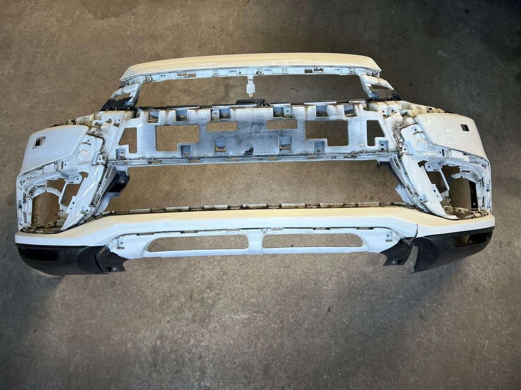 voorbumper asx koplspr 6410g22722 vanaf 2016+ wit, Gebruikt, Info@mitsubishi.com, Japan, Mitsubishi