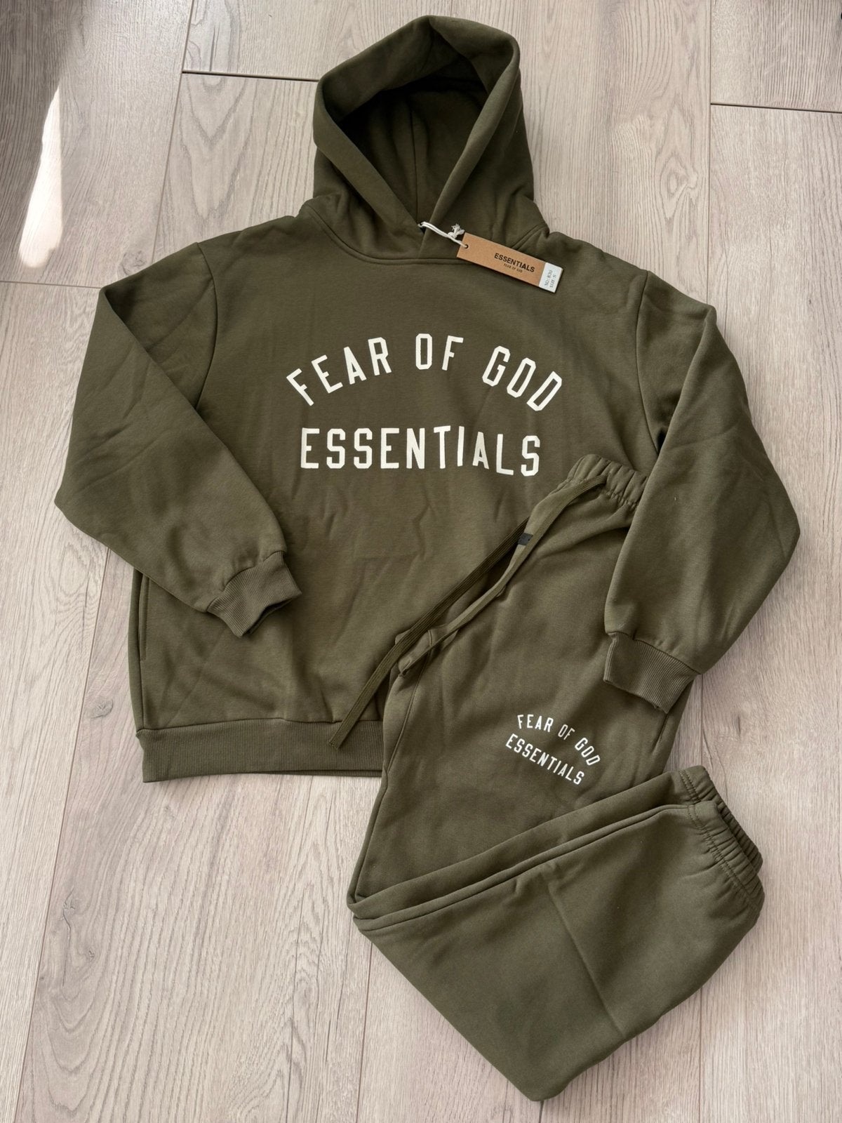 Fear of God Essentials FW24 Military Full set, Kleding | Dames, Huispakken, Ophalen of Verzenden, Nieuw, Maat 36 (S)