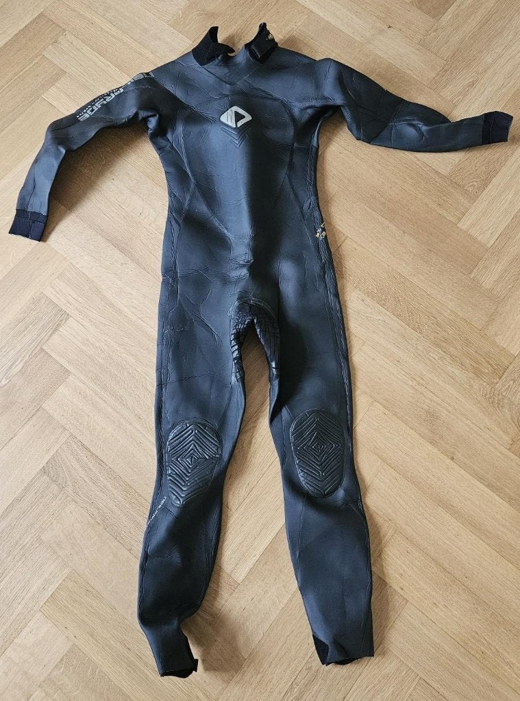 NeilPryde 5/3 mm wetsuit – maat L – goede staat, Watersport en Boten, Ophalen, Wetsuit, Gebruikt, NeilPryde